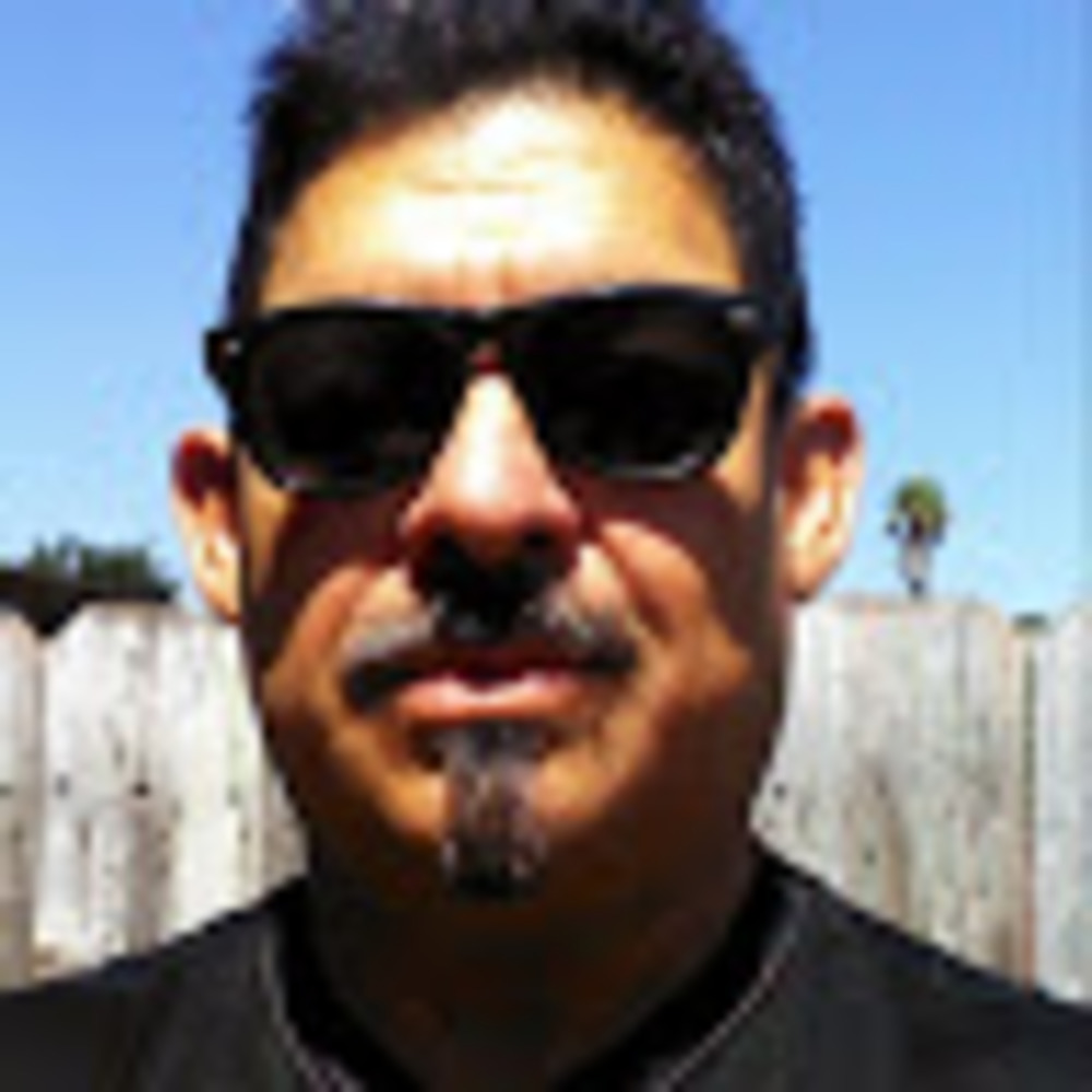Meet your Posher, Carlos
